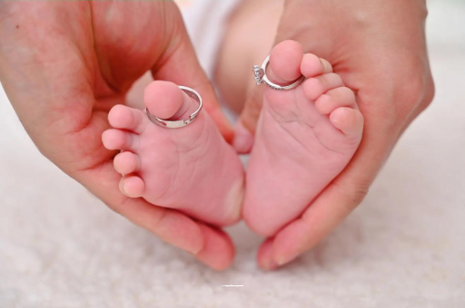 沈丘宝宝打喷嚏发烧